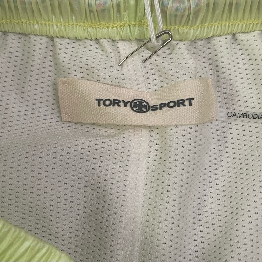 Tory Burch Iridescent Tafeta Running Shorts NWT Lemon Glow - Picture 8 of 12